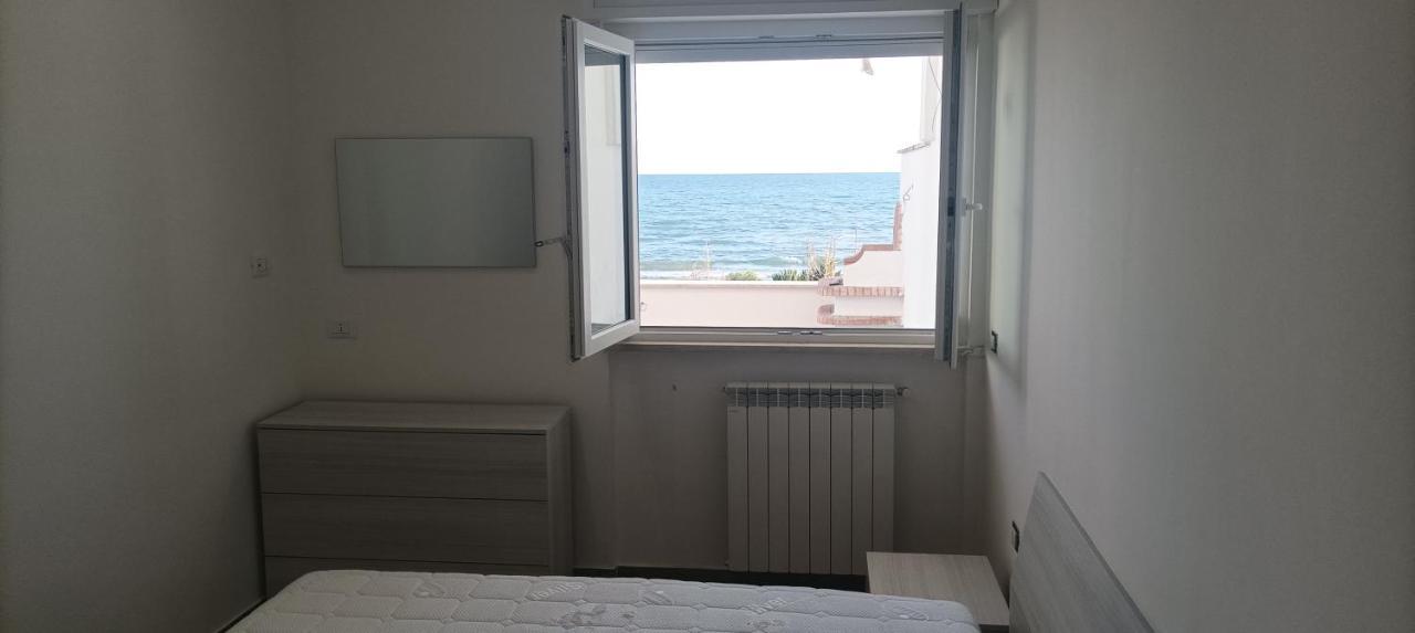 טורביאניקה The Suite On The Beach מראה חיצוני תמונה