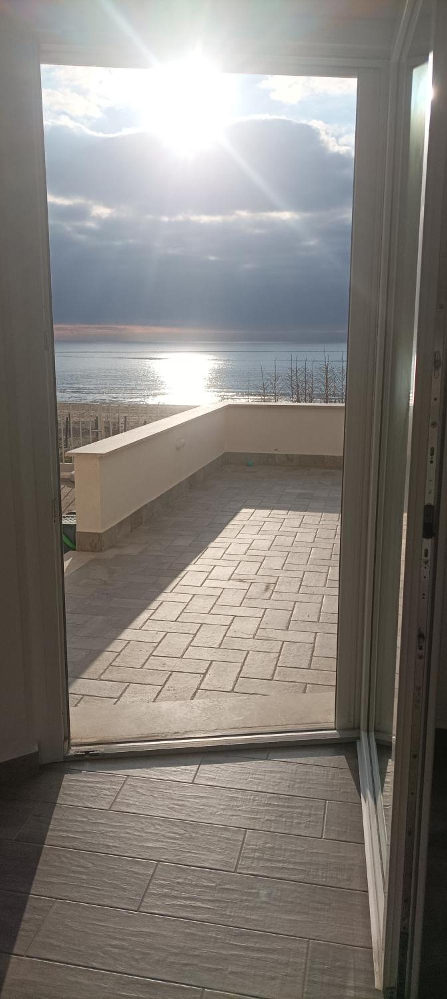טורביאניקה The Suite On The Beach מראה חיצוני תמונה