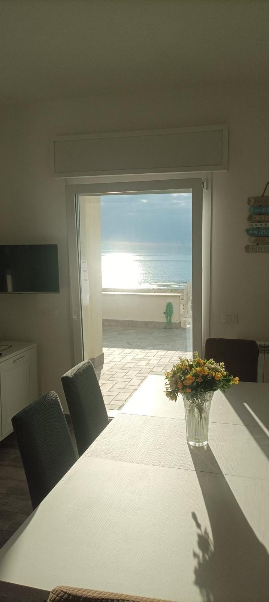 טורביאניקה The Suite On The Beach מראה חיצוני תמונה